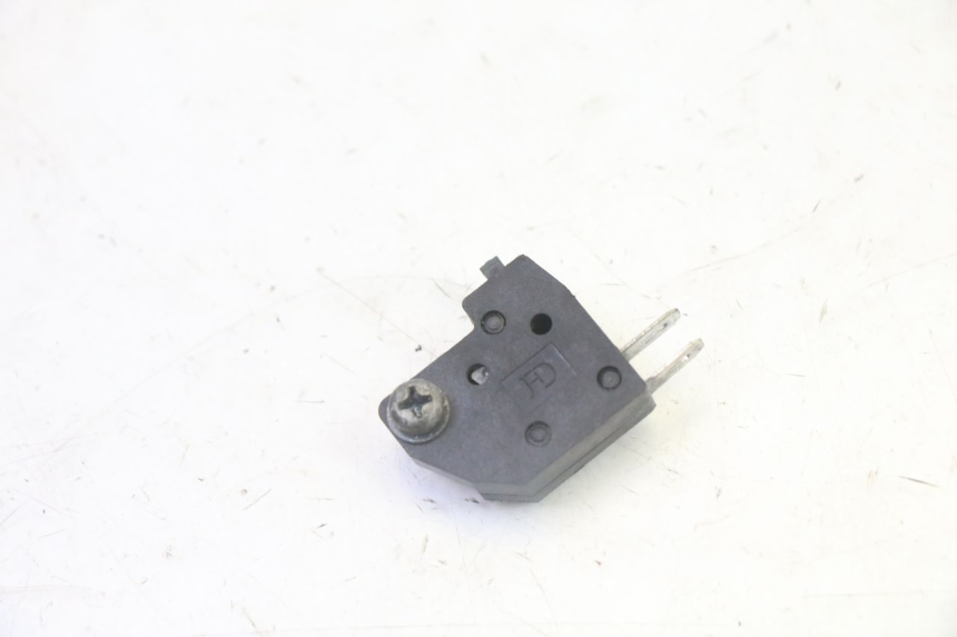 photo de CONTACTOR DE LUZ DE FRENO DERECHO SYM CROX 4T 50 (2016 - 2023)