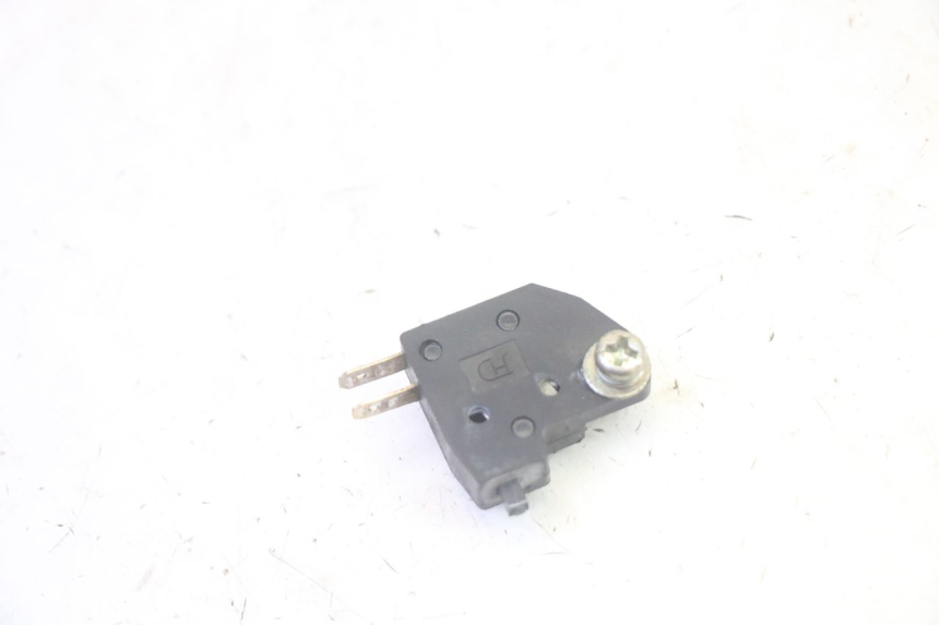 photo de CONTACTOR DE LUZ DE FRENO DERECHO PEUGEOT DJANGO 4T 50 (2014 - 2019) - Detalle de la pieza