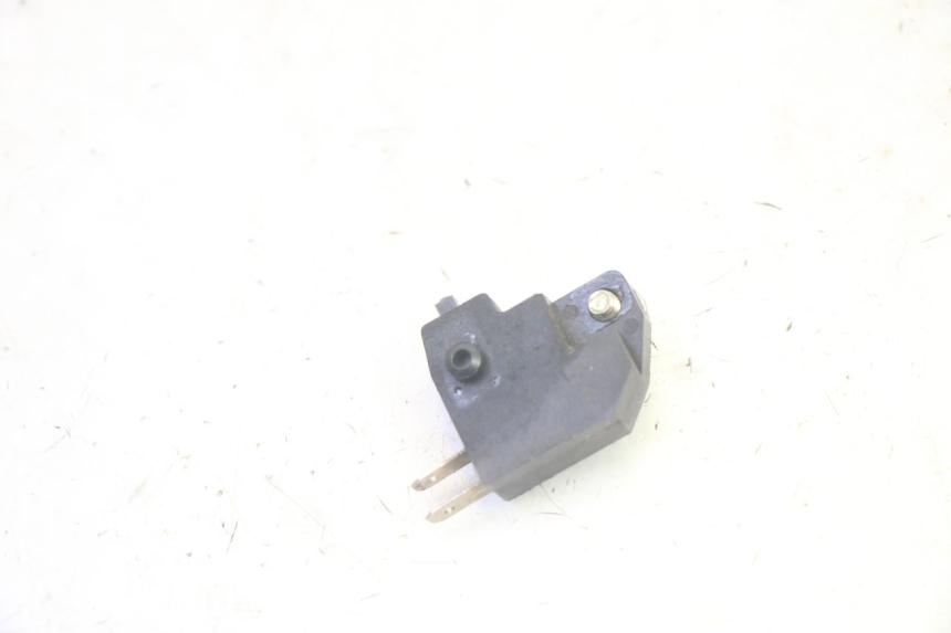 photo de CONTACTOR DE LUZ DE FRENO DERECHO PEUGEOT DJANGO 4T 50 (2014 - 2019) - Zoom estado de uso