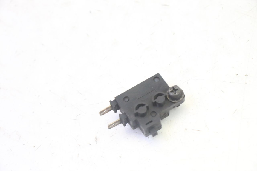 photo de CONTACTOR DE LUZ DE FRENO DERECHO HONDA FES S-WING SWING ABS 125 (2007 - 2015)