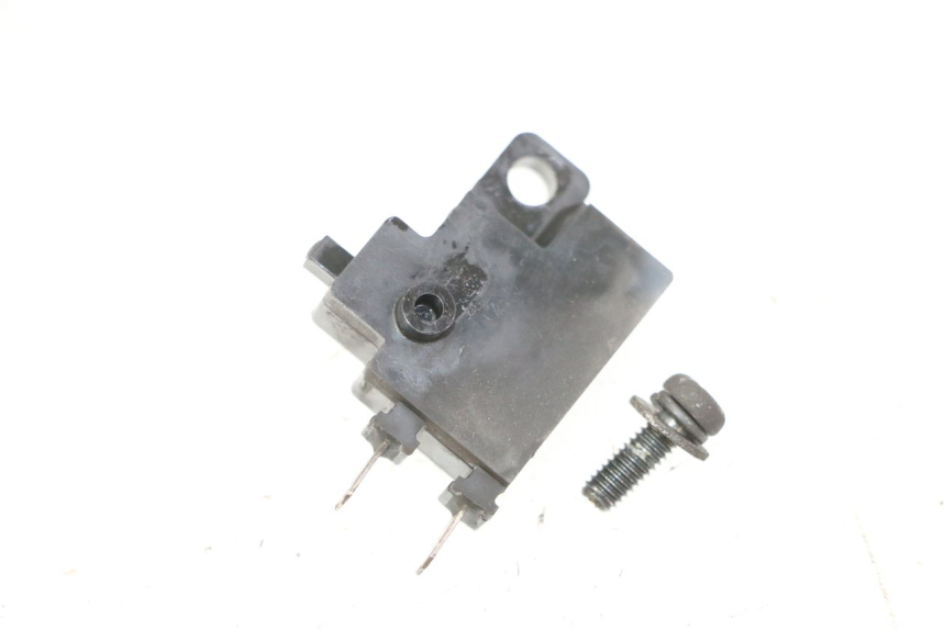 photo de CONTACTOR DE LUZ DE FRENO DERECHO HONDA FES S-WING SWING ABS 125 (2007 - 2015)