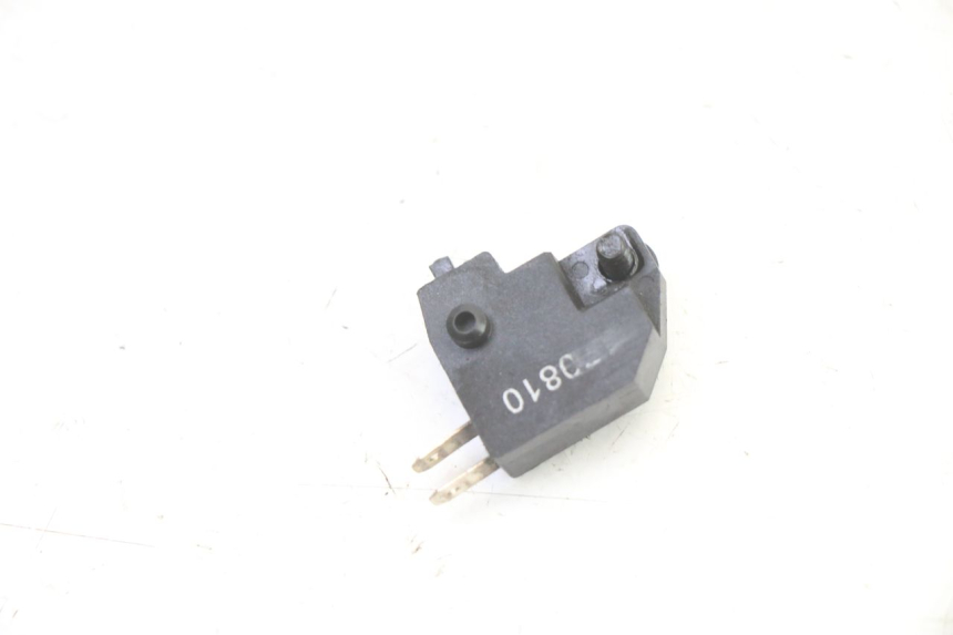 photo de CONTACTOR DE LUZ DE FRENO DERECHO SYM FIDDLE 3 III 125 (2014 - 2020)