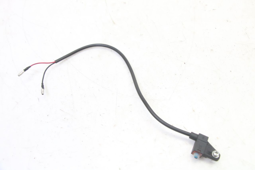 photo de CONTACTOR DE LUZ DE FRENOS DERECHO VENESI FLY RETRO 4T 50 (2020 - 2025)