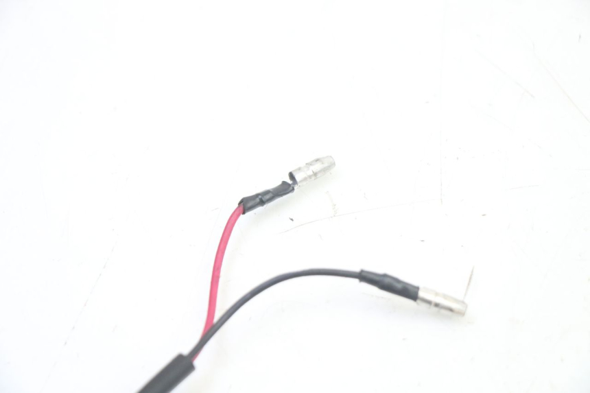 photo de CONTACTOR DE LUZ DE FRENOS DERECHO VENESI FLY RETRO 4T 50 (2020 - 2025)