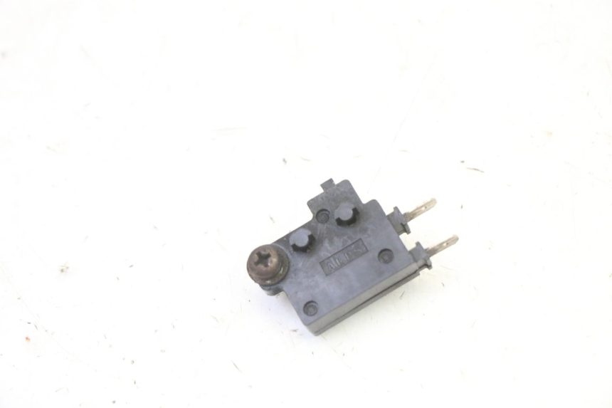 photo de LUZ FRENO INTERRUPTOR DERECHA YAMAHA FZ6 FAZER S2 600 (2007 - 2011)