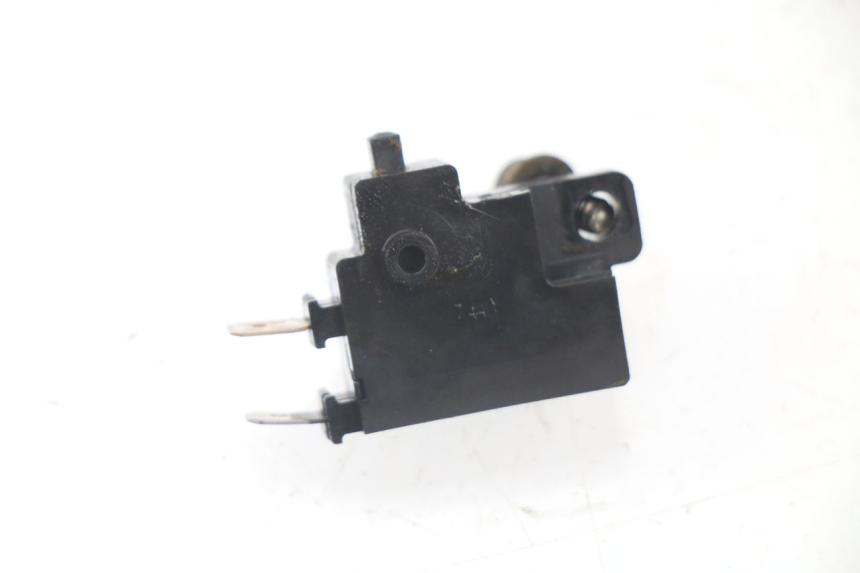 photo de LUZ FRENO INTERRUPTOR DERECHA HONDA CBR 919 RR FIREBLADE 900 (1998 - 1999)
