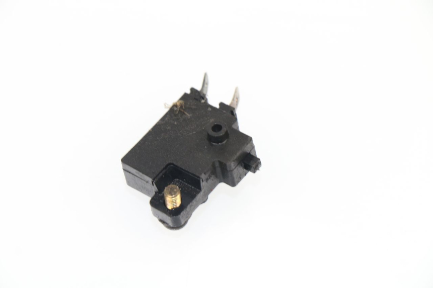 photo de LUZ FRENO INTERRUPTOR DERECHA HONDA CBR F 600 (1991 - 1994)