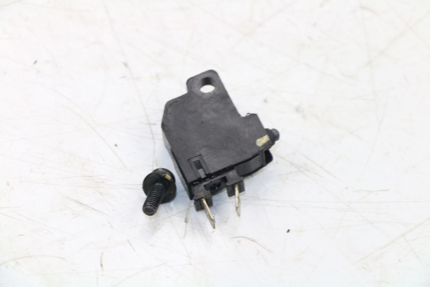 photo de LUZ FRENO INTERRUPTOR DERECHA HONDA MSX 125 (2013 - 2015)