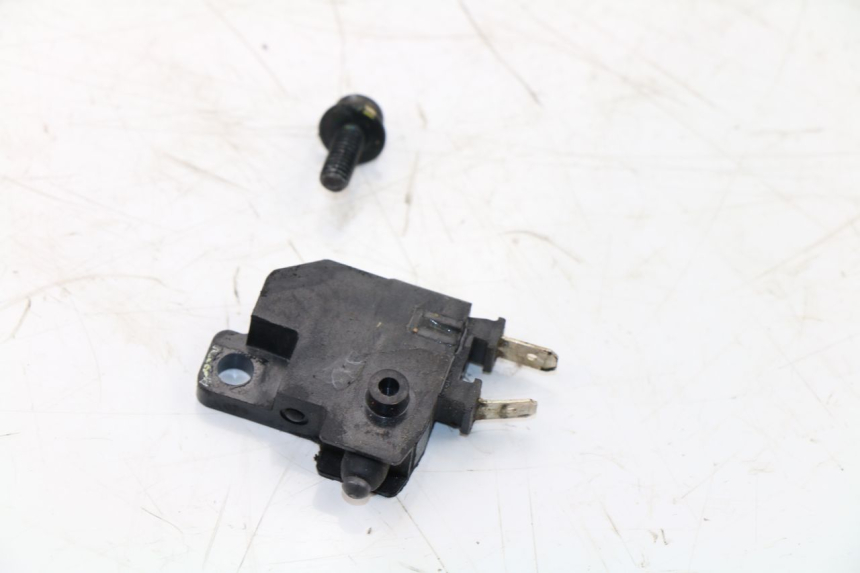 photo de LUZ FRENO INTERRUPTOR DERECHA HONDA MSX 125 (2013 - 2015)