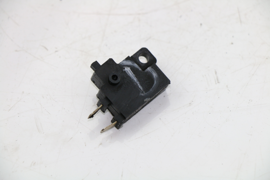 photo de LUZ FRENO INTERRUPTOR DERECHA HONDA PCX (JF28) 125 (2009 - 2011)