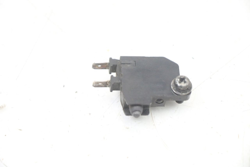 photo de LUZ FRENO INTERRUPTOR DERECHA HONDA SH i 300 (2015 - 2020)