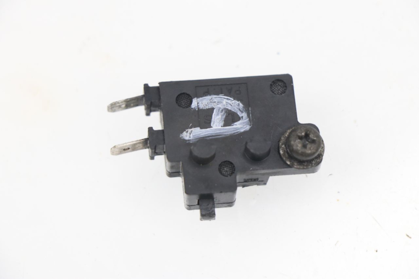 photo de LUZ FRENO INTERRUPTOR DERECHA HONDA VTR F FIRESTORM 1000 (1997 - 2001)
