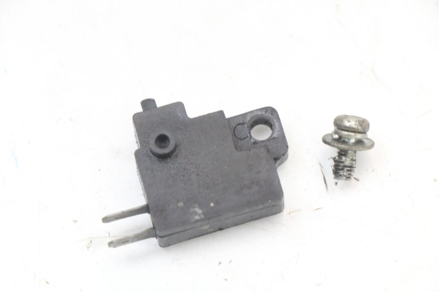 photo de Interruptor de luz de freno derecho HYOSUNG XRX 125 (2000 - 2008)