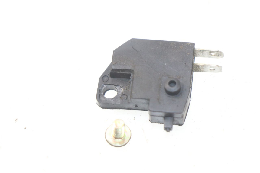 photo de LUZ FRENO INTERRUPTOR DERECHA JM MOTORS SC 4T 50 (2012 - 2017)