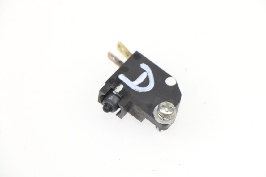 photo de CONTACTOR DE LUZ DE FRENO DERECHO KAWASAKI Z 650 (2016 - 2019)
