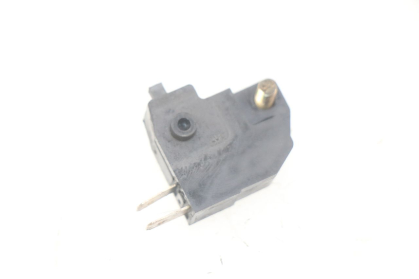 photo de CONTACTOR DE LUZ DE FRENO DERECHO KAWASAKI Z S 750 (2003 - 2006)