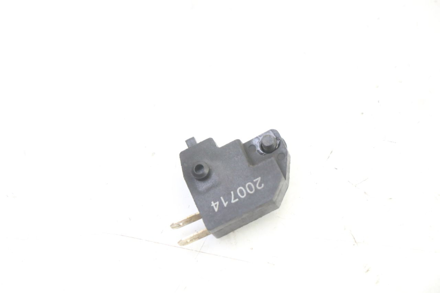 photo de LUZ FRENO INTERRUPTOR DERECHA PEUGEOT KISBEE 2T 50 (2018 - 2022)
