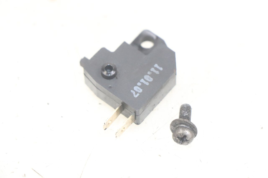 photo de CONTACTOR DE LUZ DE FRENO DERECHO KYMCO AGILITY 4T 50 (2005 - 2018)