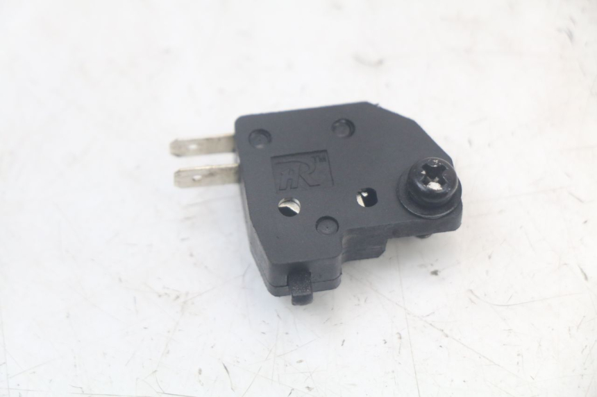 photo de CONTACTOR DE LUZ DE FRENO DERECHO KYMCO AGILITY 4T 50 (2018 - 2022)