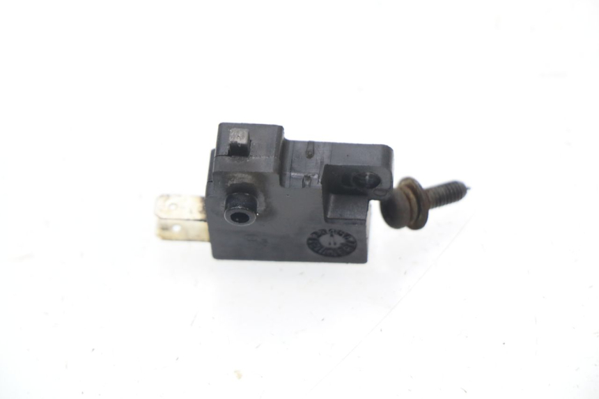 photo de CONTACTOR DE LUZ DE FRENO DERECHO KYMCO DINK 4T 50 (2007 - 2018)