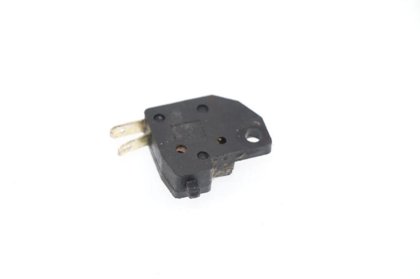 photo de LUZ FRENO INTERRUPTOR DERECHA KYMCO K-PW K-PIPE 50 (2012 - 2017)