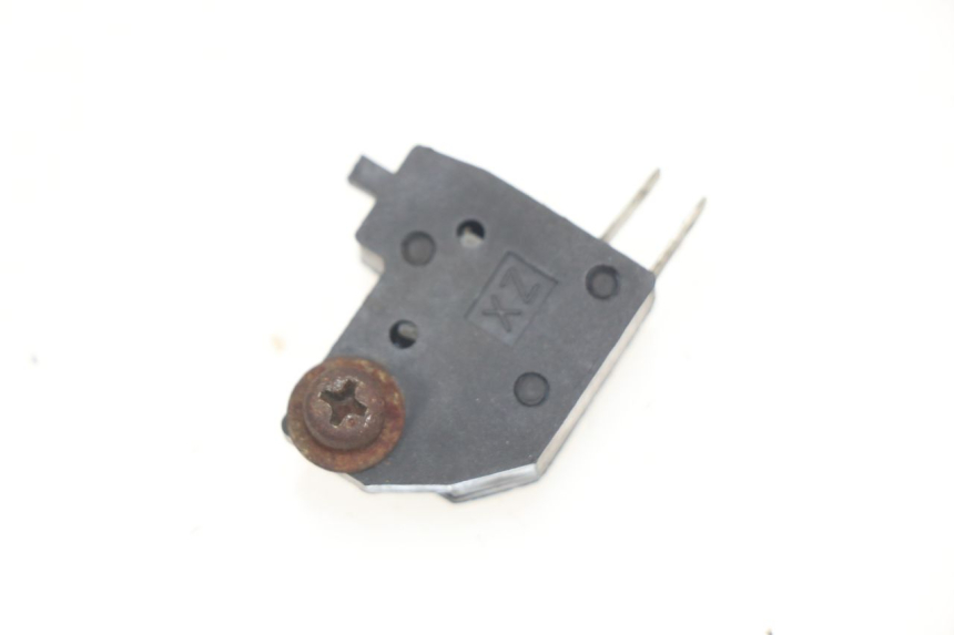 photo de LUZ FRENO INTERRUPTOR DERECHA KYMCO PULSAR 125 (2008 - 2015)