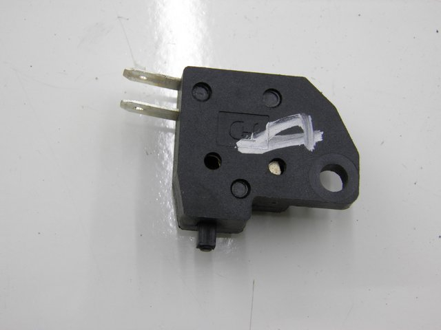 photo de LUZ FRENO INTERRUPTOR DERECHA KYMCO SUPER 8 2T 50 (2007 - 2013)