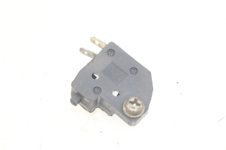 photo de CONTACTOR DE LUZ DE FRENO DERECHO MOTRAC URBAN 4T 50 (2016 - 2024)