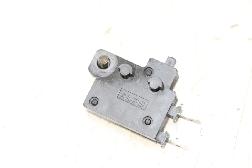 photo de LUZ FRENO INTERRUPTOR DERECHA HONDA NTV DEAUVILLE 650 (2001 - 2006)