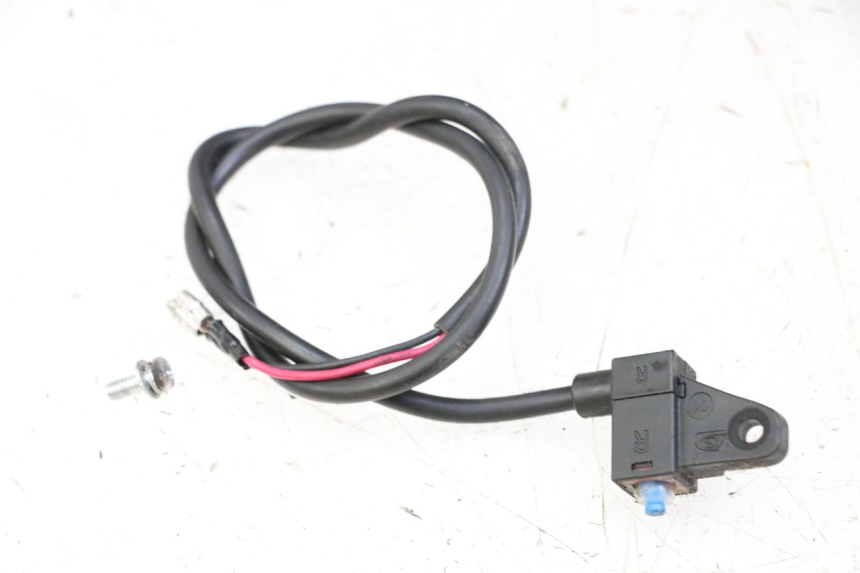 photo de LUZ FRENO INTERRUPTOR DERECHA JM MOTORS OLDIES GT 4T 50 (2018 - 2025)