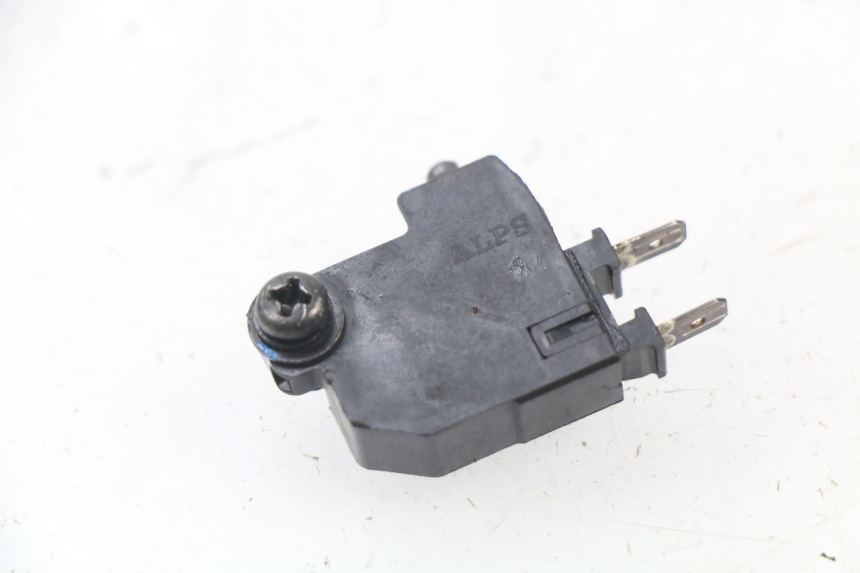 photo de LUZ FRENO INTERRUPTOR DERECHA HONDA PCX (JF57/JF64) 125 (2014 - 2018)