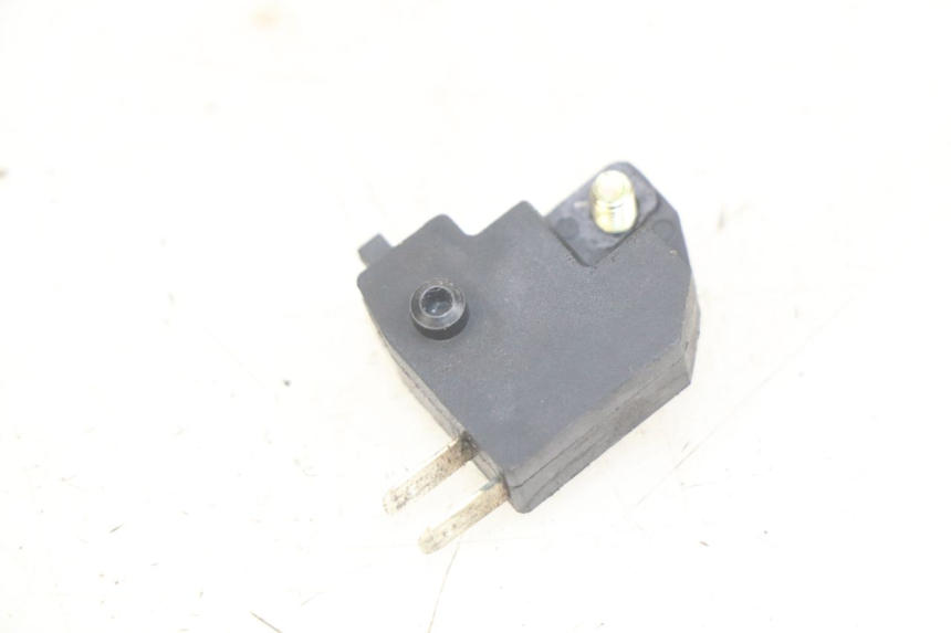 photo de CONTACTOR DE LUZ DE FRENO DERECHO PEUGEOT DJANGO 4T 50 (2014 - 2019)