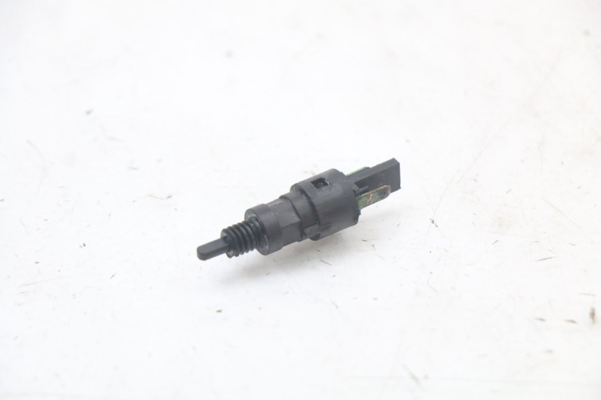 photo de LUZ FRENO INTERRUPTOR DERECHA PEUGEOT E-VIVACITY 1 (2012 - 2018)
