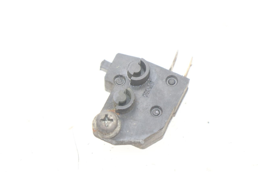 photo de CONTACTOR DE LUZ DE FRENO DERECHO PEUGEOT GEOPOLIS 400 (2007 - 2013)