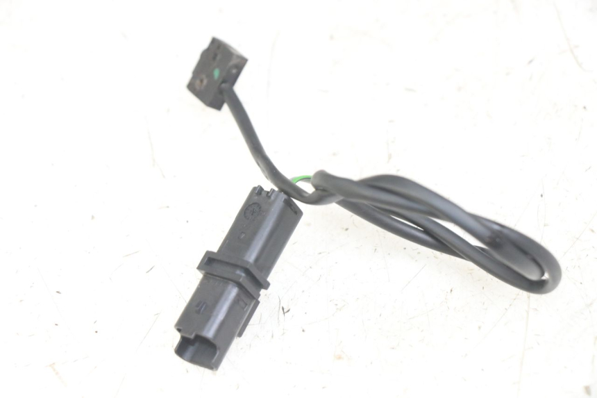 photo de LUZ FRENO INTERRUPTOR DERECHA PEUGEOT GEOPOLIS RS 125 (2007 - 2009)