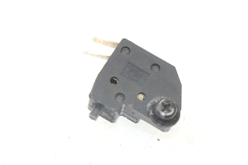 photo de LUZ FRENO INTERRUPTOR DERECHA PEUGEOT KISBEE 2T 50 (2010 - 2017)