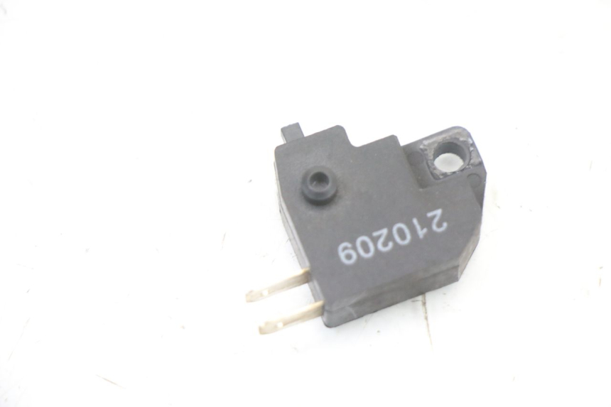 photo de LUZ FRENO INTERRUPTOR DERECHA PEUGEOT KISBEE 4T 50 (2018 - 2022)
