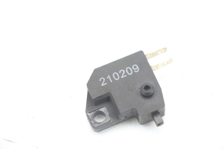 photo de LUZ FRENO INTERRUPTOR DERECHA PEUGEOT KISBEE 4T 50 (2018 - 2022)