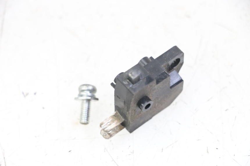 photo de LUZ FRENO INTERRUPTOR DERECHA PEUGEOT SATELIS 125 (2013 - 2018)