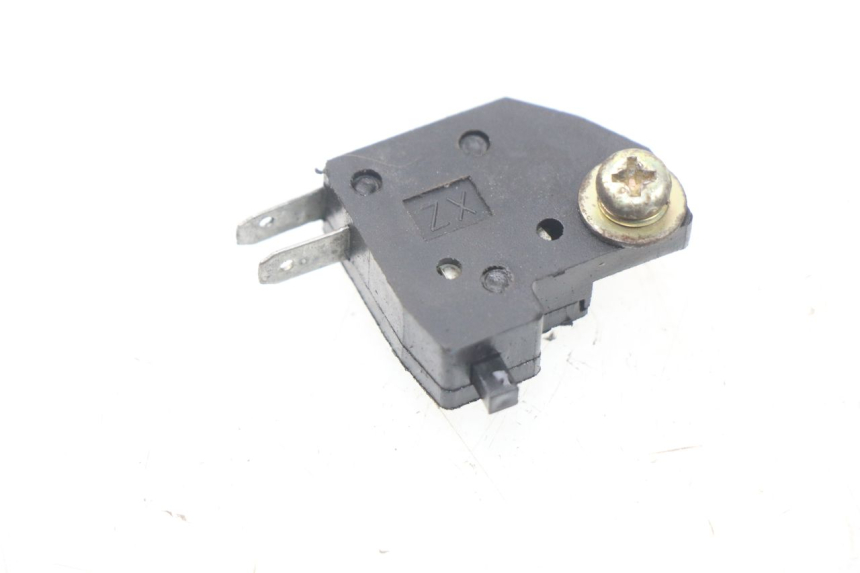 photo de LUZ FRENO INTERRUPTOR DERECHA PEUGEOT SUM UP 125 (2008 - 2013)
