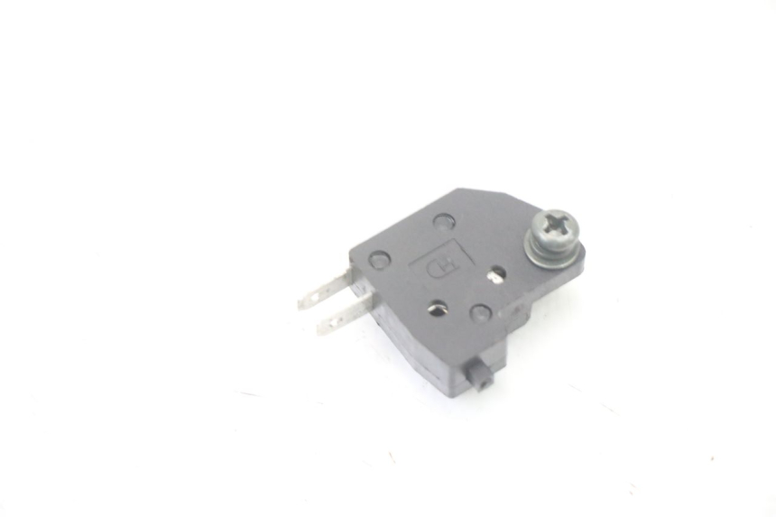 photo de LUZ FRENO INTERRUPTOR DERECHA PEUGEOT TWEET 4T 50 (2023 - 2025)
