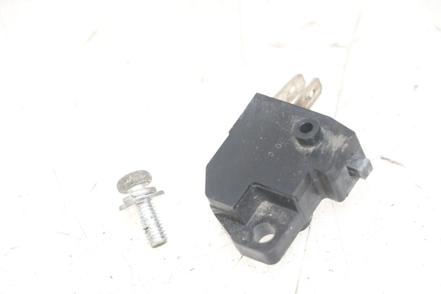photo de LUZ FRENO INTERRUPTOR DERECHA PEUGEOT SATELIS 125 (2013 - 2018)
