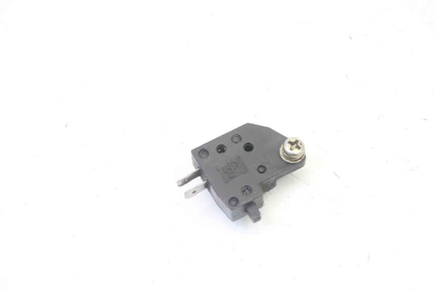 photo de LUZ FRENO INTERRUPTOR DERECHA DERBI SENDA SM DRD 50 (2008 - 2013)