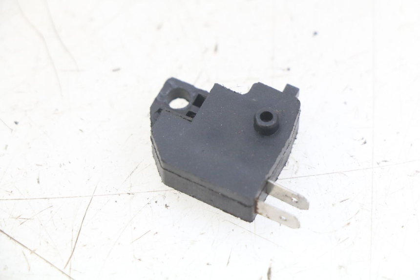 photo de CONTACTOR DE LUZ DE FRENO DERECHO GAS-GAS SM ROOKIE 50 (2001 - 2005)
