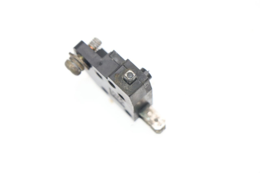 photo de LUZ FRENO INTERRUPTOR DERECHA TRIUMPH SPRINT RS 955 (2000 - 2001)