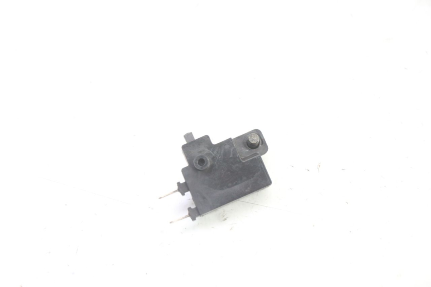 photo de LUZ FRENO INTERRUPTOR DERECHA HONDA ST PAN EUROPEAN 1300 (2002 - 2013)