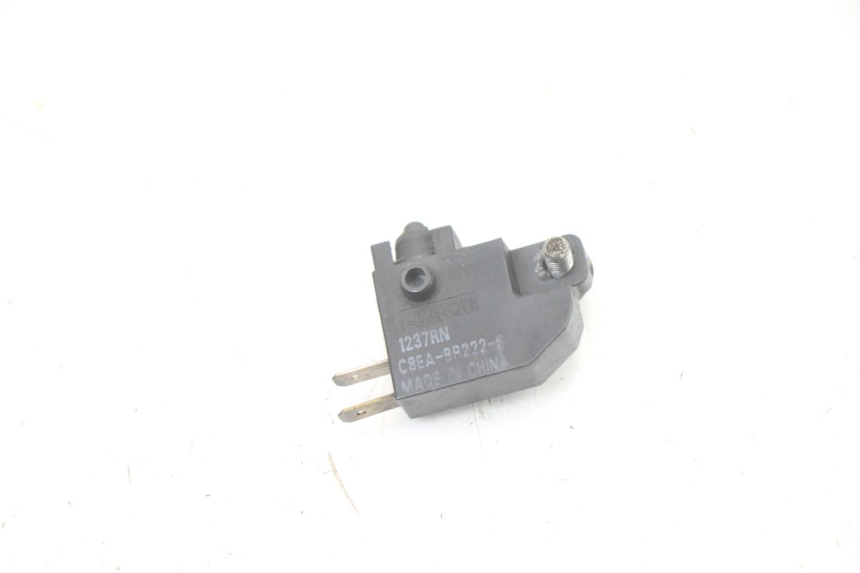 photo de LUZ FRENO INTERRUPTOR DERECHA SUZUKI BURGMAN 125 (2018 - 2021)