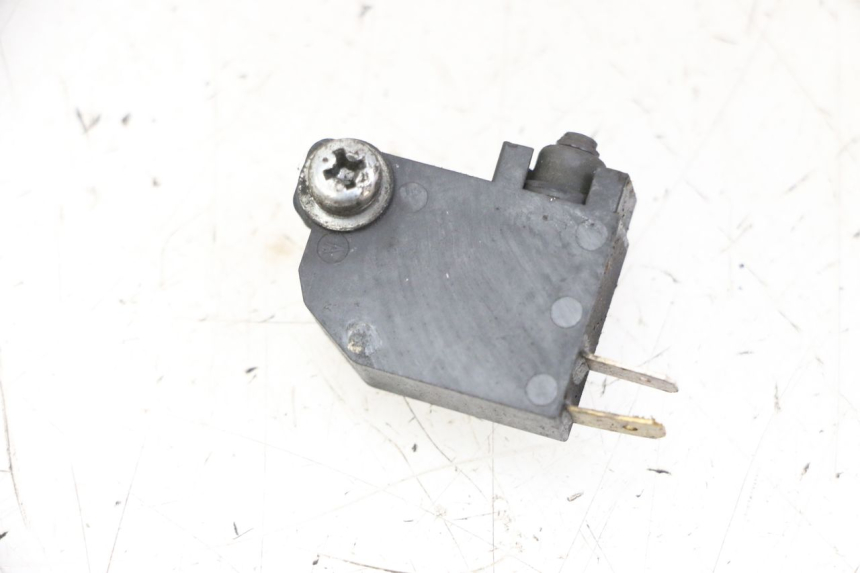 photo de LUZ FRENO INTERRUPTOR DERECHA SUZUKI BURGMAN 125 (2015 - 2017)