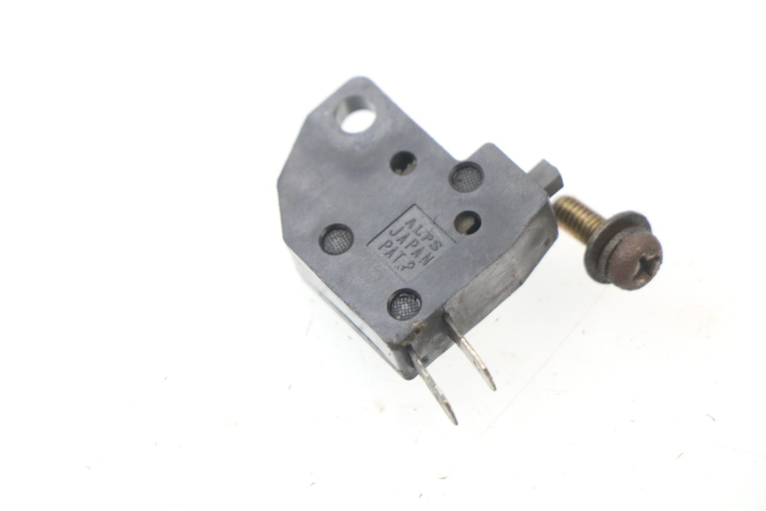 photo de LUZ FRENO INTERRUPTOR DERECHA SUZUKI GSF N BANDIT 600 (1996 - 1999)