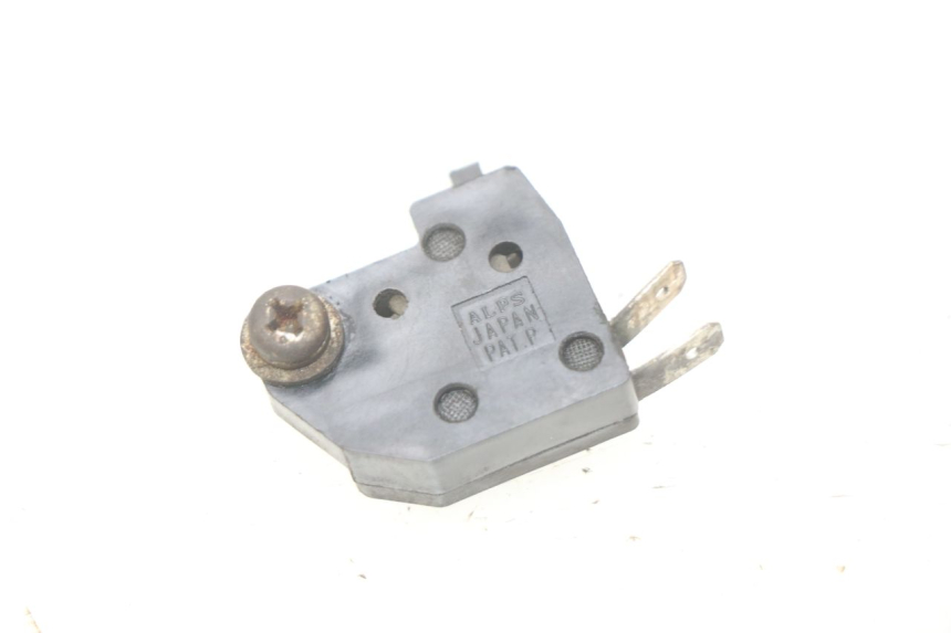 photo de CONTACTOR DE LUZ DE FRENO DERECHO SUZUKI SV N 650 (1999 - 2002)